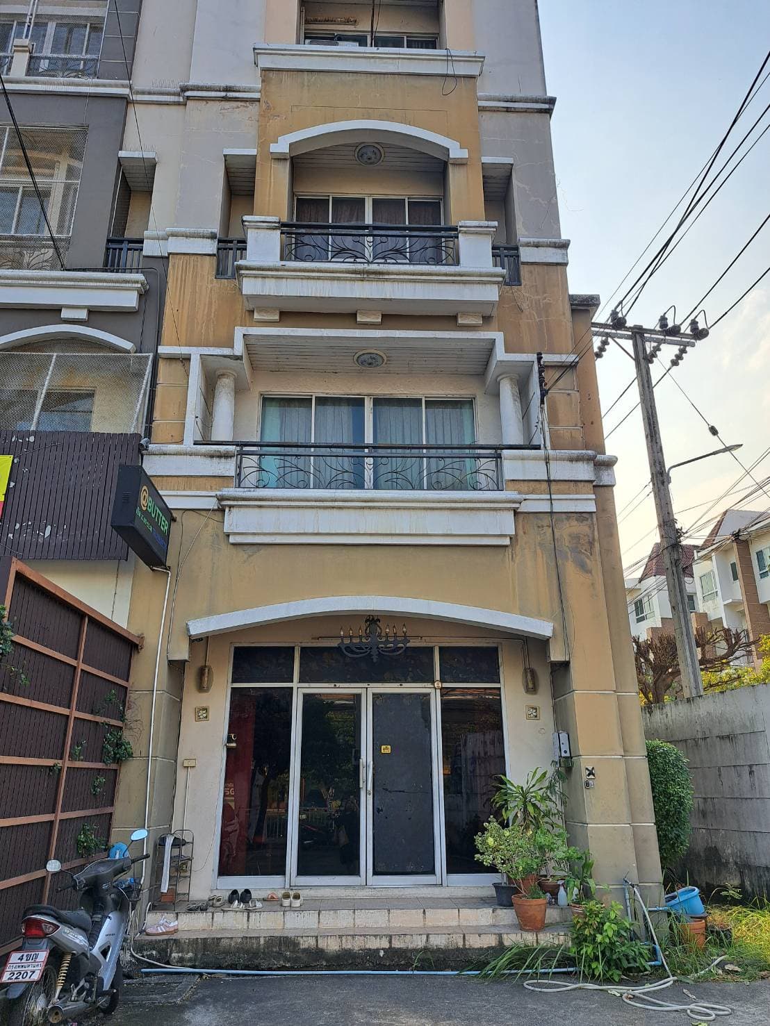 เซ้งร้านนวดดังย่านเกษตรนวมินทร์กทม.