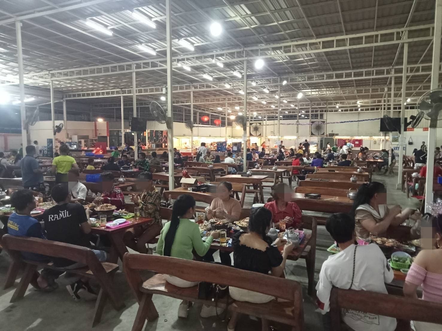 เซ้งร้านหมูกระทะบุฟเฟ่ต์-ซีฟู๊ด ใกล้มอราม 2 ใกล้ตลาดนัดนัมเบอร์วัน มีรกเมย์ผ่านตลอด เปิดมานานมากกว่า