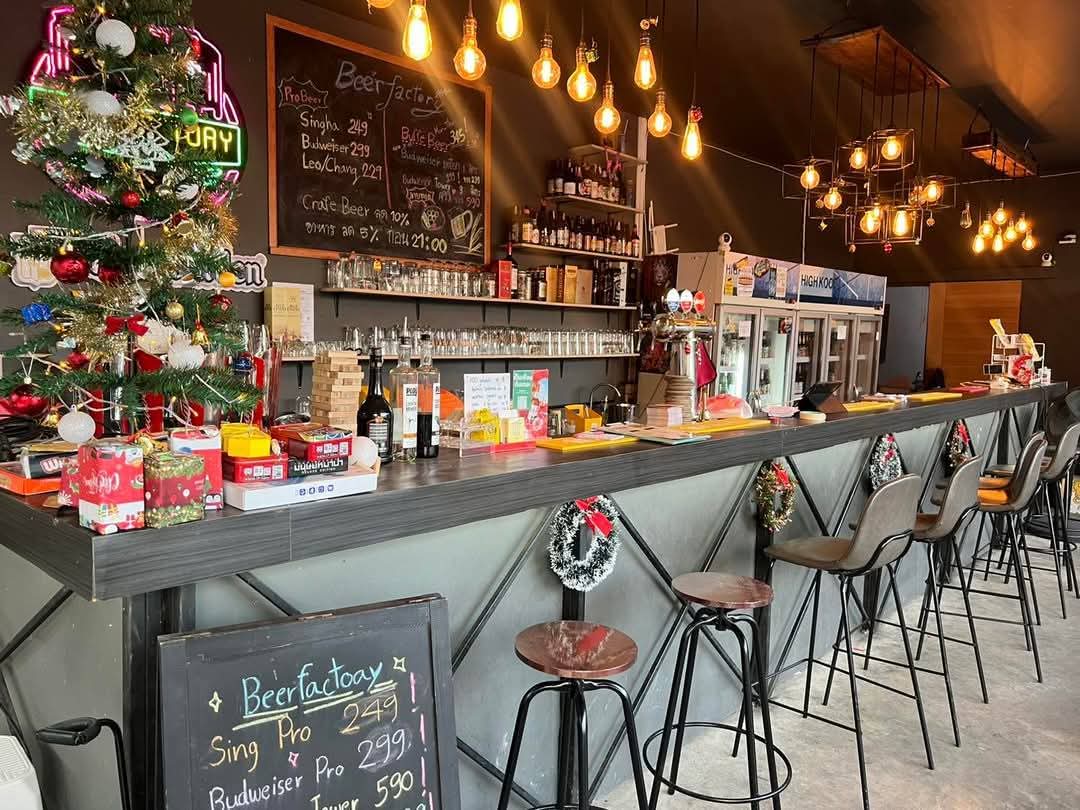 Beerfactory Bowin ร้านนั่งชิลติดทางเข้านิคมอุตสาหกรรม ใกล้หมู่บ้านหลายโครงการ