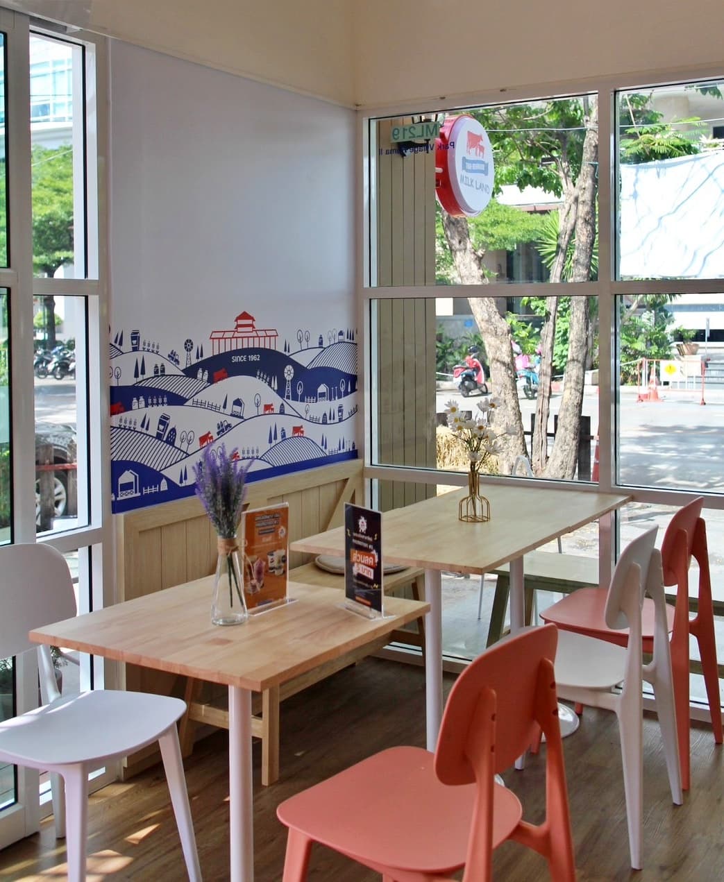 เซ้งร้าน Milk Land สาขาพาร์ควิลเลจ พระราม2 ติดตลาด ใกล้โรงเรียนอินเตอร์BASIS