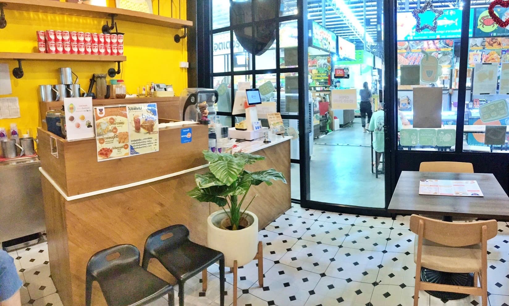 เซ้งร้านโรตีดัง ใจกลางตลาดต้นสัก สนามบินน้ำ นนทบุรี ที่จอดรถเยอะ ใกล้กองสลาก เพียง 139,000 บ