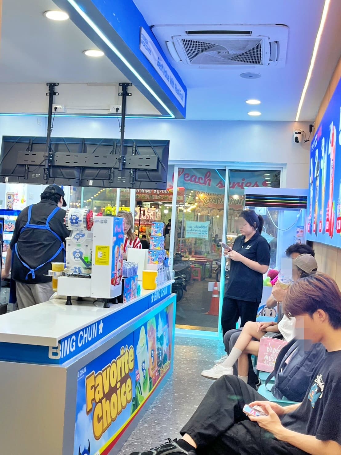 เซ้งแฟรนไชส์ ร้านไอศครีม ชา ย่านรังสิต พร้อมพนักงาน ราคาถูกมาก คุ้มสุดๆ