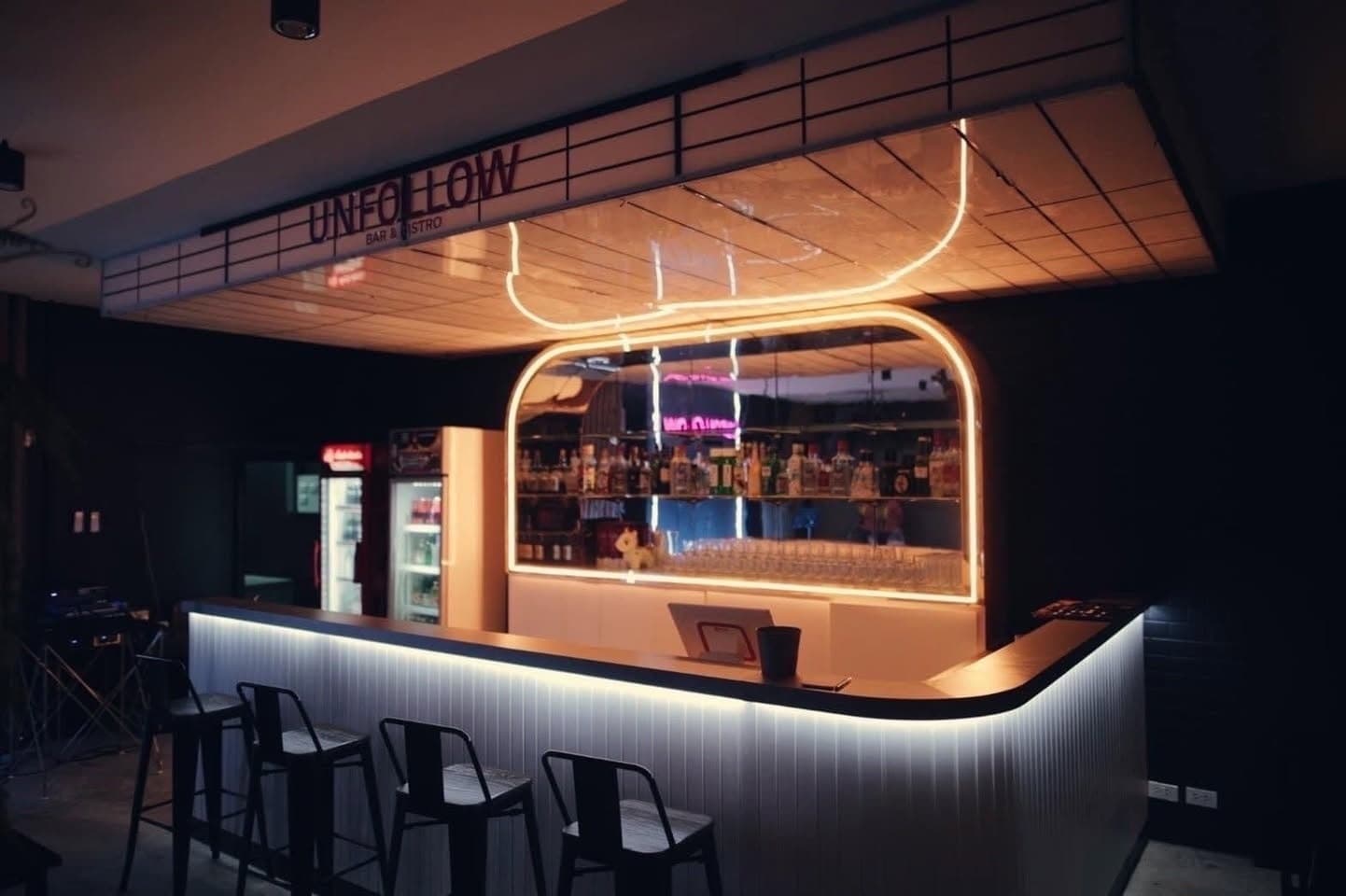 เซ้งด่วน BAR BISTRO ย่านสะพานใหม่ ใกล้บิ๊กซี ติดคอนโดEpisode ใกล้bts โซนหมู่บ้านเยอะ