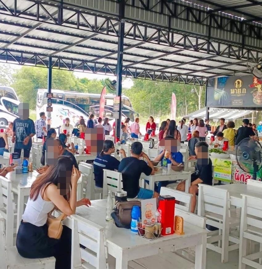 เซ้ง ร้านก๋วยเตี๋ยวเรือ ระยอง ใกล้แยกมาบข่า ติดถนนทางหลวงสาย36 ใกล้ปั๊มน้ำมัน