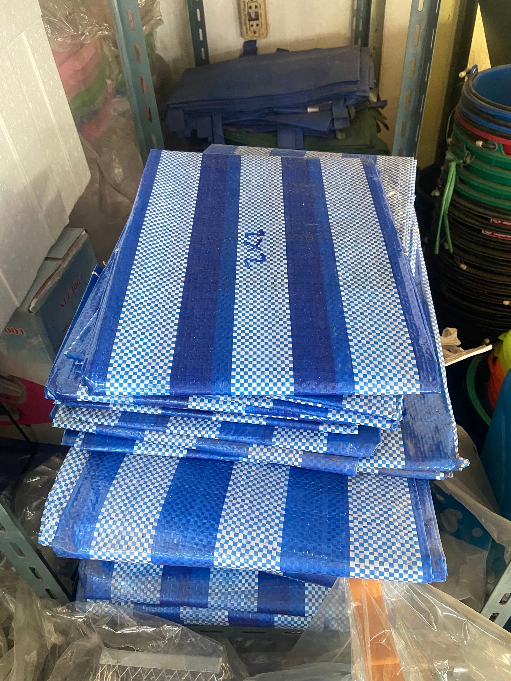ธุรกิจขายส่ง-ปลีก อุปกรณ์แม่ค้าและของใช้เบ็ดเตล็ด ทำเลทองตึกแถวหัวมุม 2 คูหา (3.5 ชั้น) ตรงข้าม ธกส.