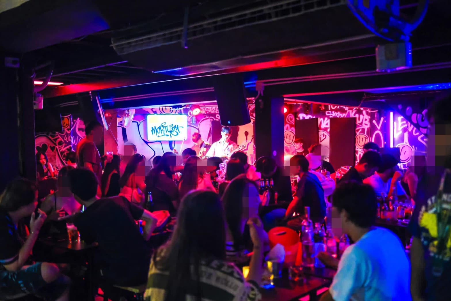 ไม่มีค่าเซ้งร้าน ร้านเหล้า พร้อมอุปกรณ์ ย่านบางเขน พหลโยธิน 53 ติด BTS กรมทหารราบ 11