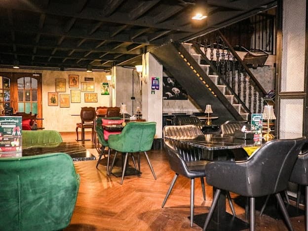 เซ้งร้านอาหาร-นั่งชิล ราชพฤกษ์ นนทบุรี ในโครงการเดอะการ์เด้น ราชพฤกษ์ ตรงข้ามโรงเหล้าแสงจันทร์